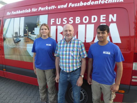 Zwei neue Auszubildende im Team